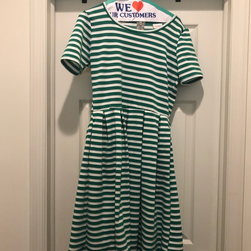 LuLaRoe Amelia